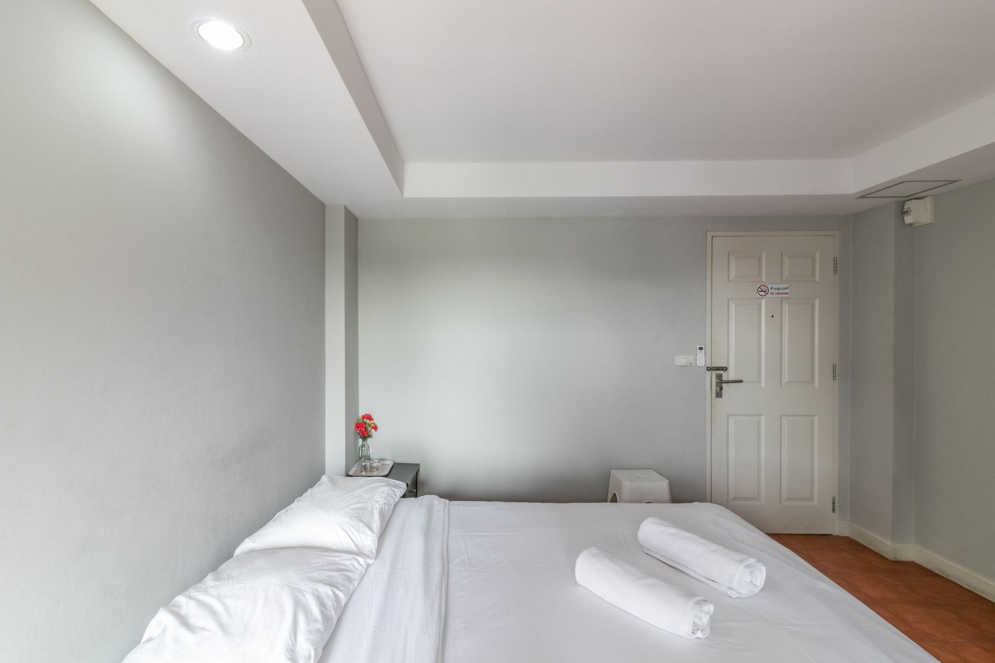 Resortel Lat Phrao 91 Bangkok Eksteriør bilde