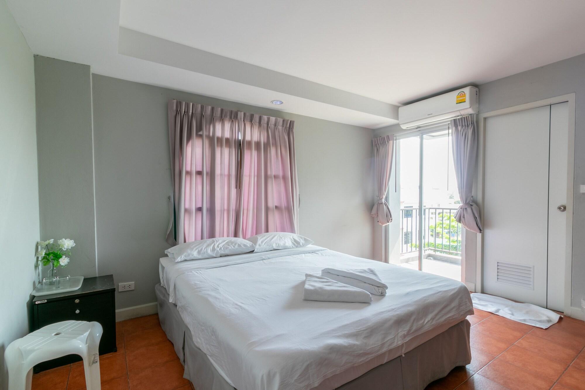 Resortel Lat Phrao 91 Bangkok Eksteriør bilde