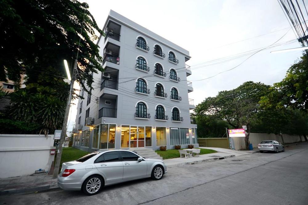 Resortel Lat Phrao 91 Bangkok Eksteriør bilde